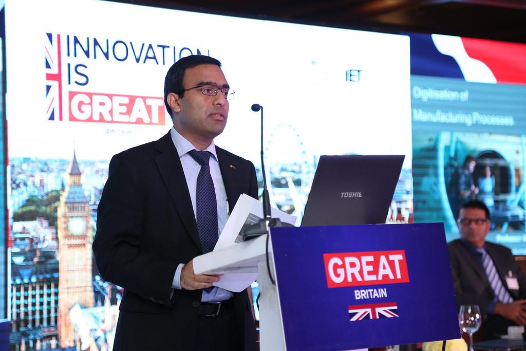 Prof. Ashutosh Tiwari addressing delegates at the UK-India manufacturing week